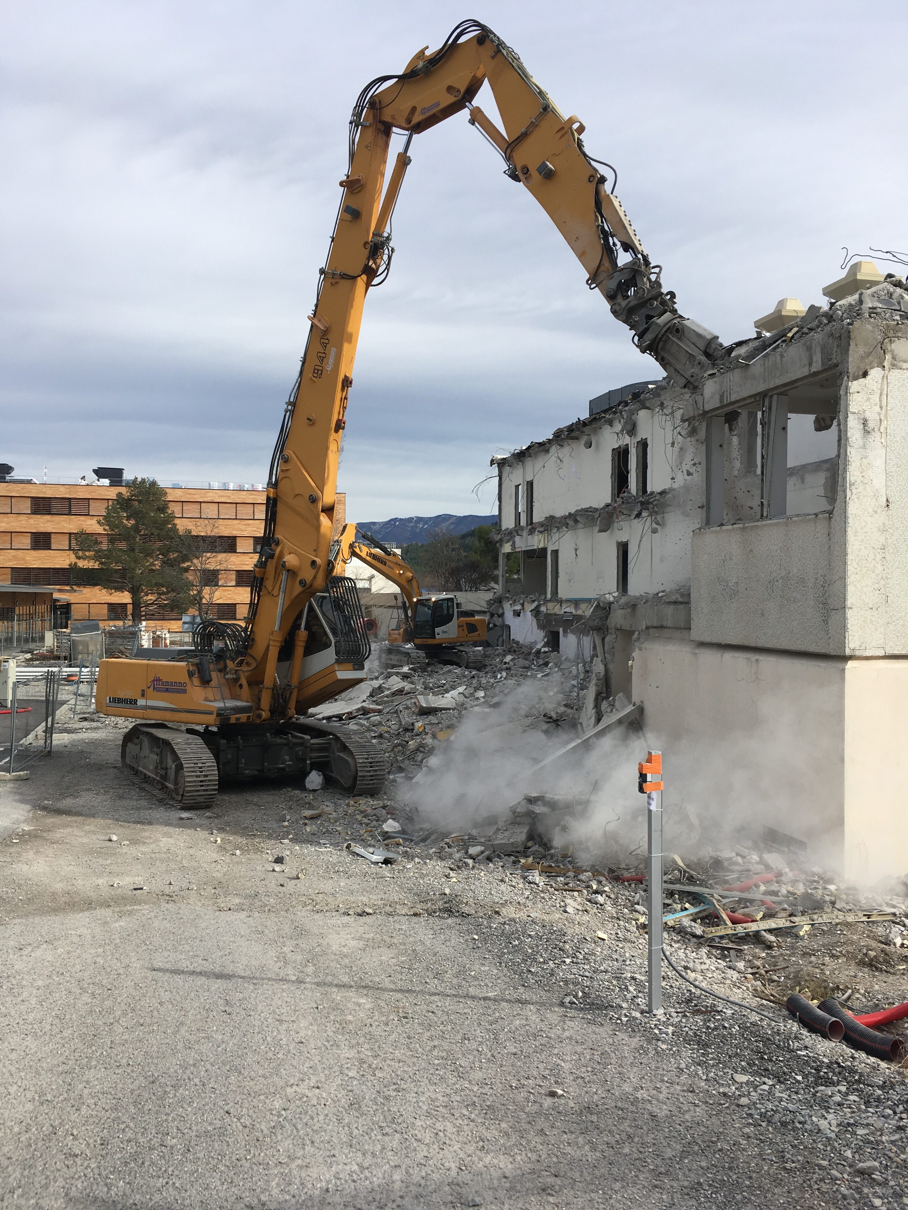 Démolition bâtiment scolaire – Lycée Paul Arene – Sisteron